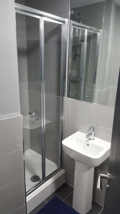 The V.I.P Suite - Sleeps 24! Best For Large Groups Liverpool Eksteriør bilde